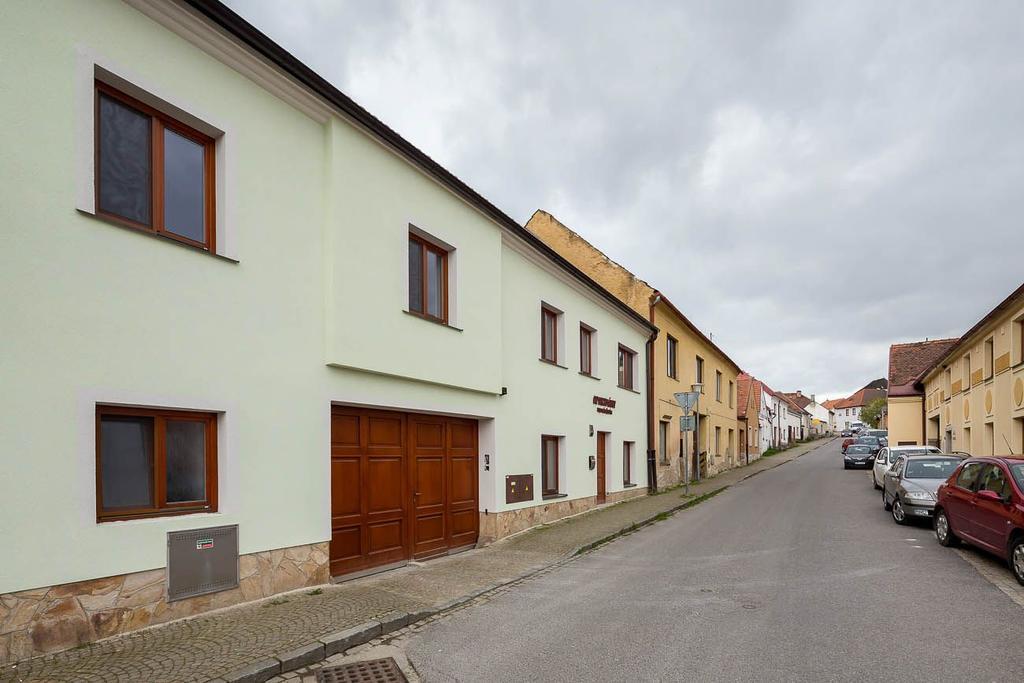 Apartmany Pod Namestim Telc Exterior photo