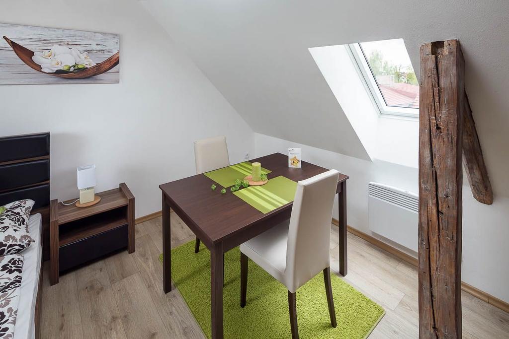 Apartmany Pod Namestim Telc Exterior photo
